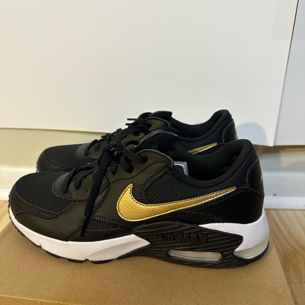 Nike Tennis Shoes - Never Worn! Black and Gold
